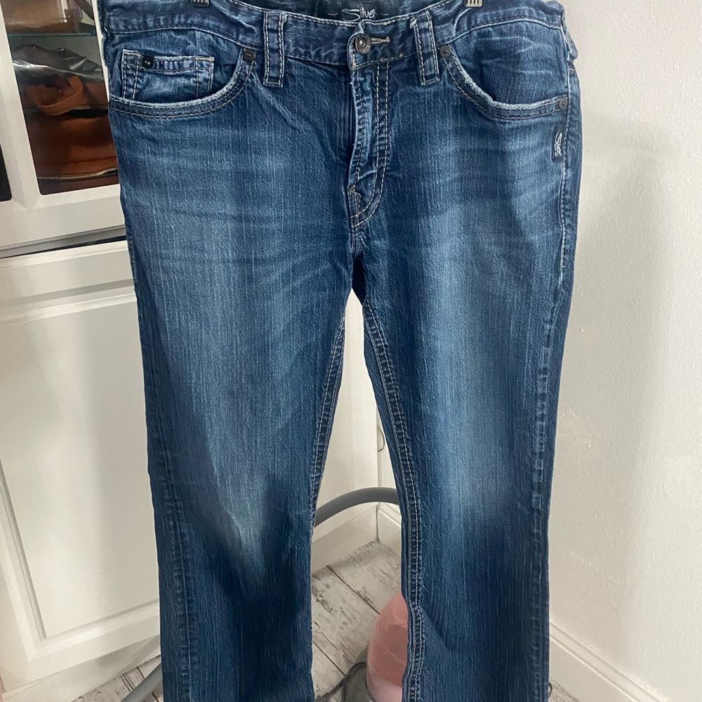 Silver Jeans - Picture 2 of 9